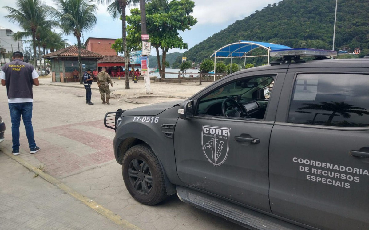 Guarda Municipal de Mangaratiba encontra artefato semelhante a bomba em Itacuruçá  - Divulgação