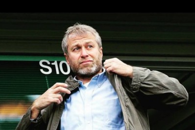 Grupo da Arábia oferece R$ 18 bilhões para comprar o Chelsea de Roman Abramovich