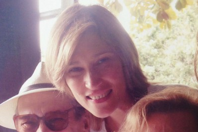 Beth Goulart faz homenagem para o pai, Paulo Goulart, que estaria completando 90 anos: 'Obrigada por tudo e por tanto'