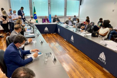 Integrantes da CPI dos Trens questionam prorrogação de concessão da Supervia feita em 2010