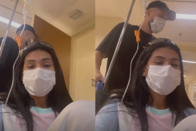 Pocah tranquiliza fãs após ser hospitalizada: 'Só um acúmulo de peido preso talvez'