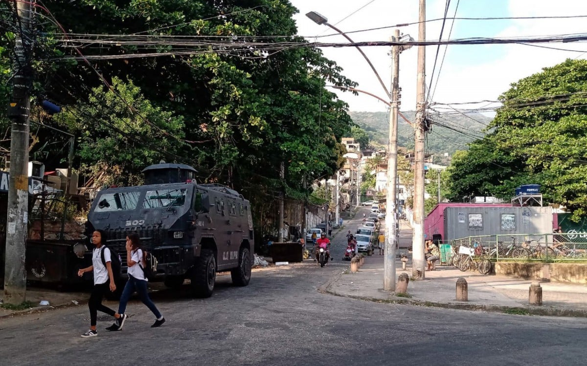 Policiais do Bope realizam opera&ccedil;&atilde;o no Morro do Andara&iacute; - Arquivo / Reginaldo Pimenta / Ag&ecirc;ncia O Dia