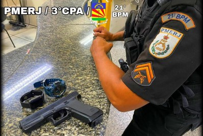 PM prende assaltantes e recupera pertences da vítima em Meriti