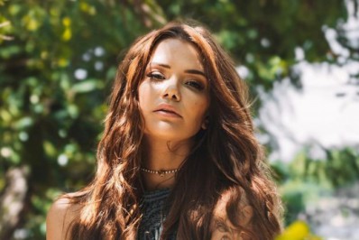 Marcela Mc Gowan sofre ataques homofóbicos: 'É cansativo demais!'