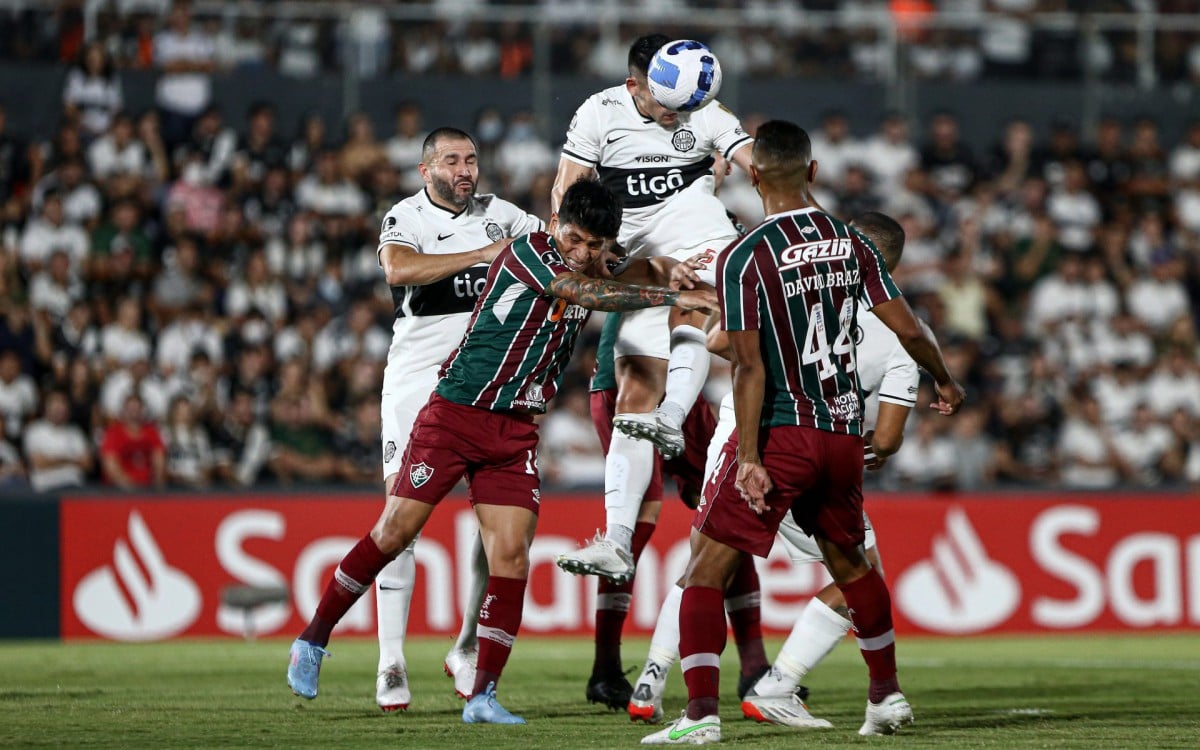 Olimpia x Fluminense pela terceira fase da pr&eacute;-Libertadores de 2022: paraguaios levaram a melhor no tempo normal e nos p&ecirc;naltis