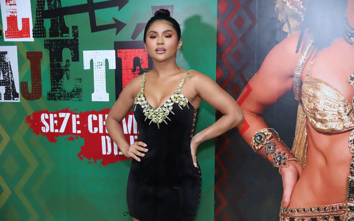 Mileide Mihaile no ensaio da Grande Rio