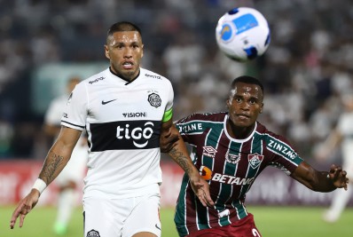 Ex-jogador do Flamengo afirma que Fluminense foi 'operado' por arbitragem e detona Conmebol