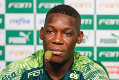 Palmeiras se inclina à venda de Patrick de Paula ao Botafogo a fim de valorização e lucro