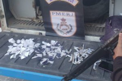  Mulher é presa por tráfico em Araruama