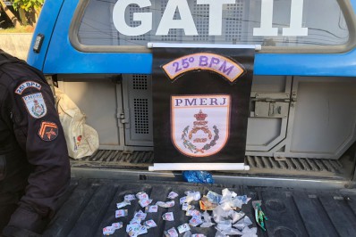 Após denúncia anônima, PM prende traficante em Araruama