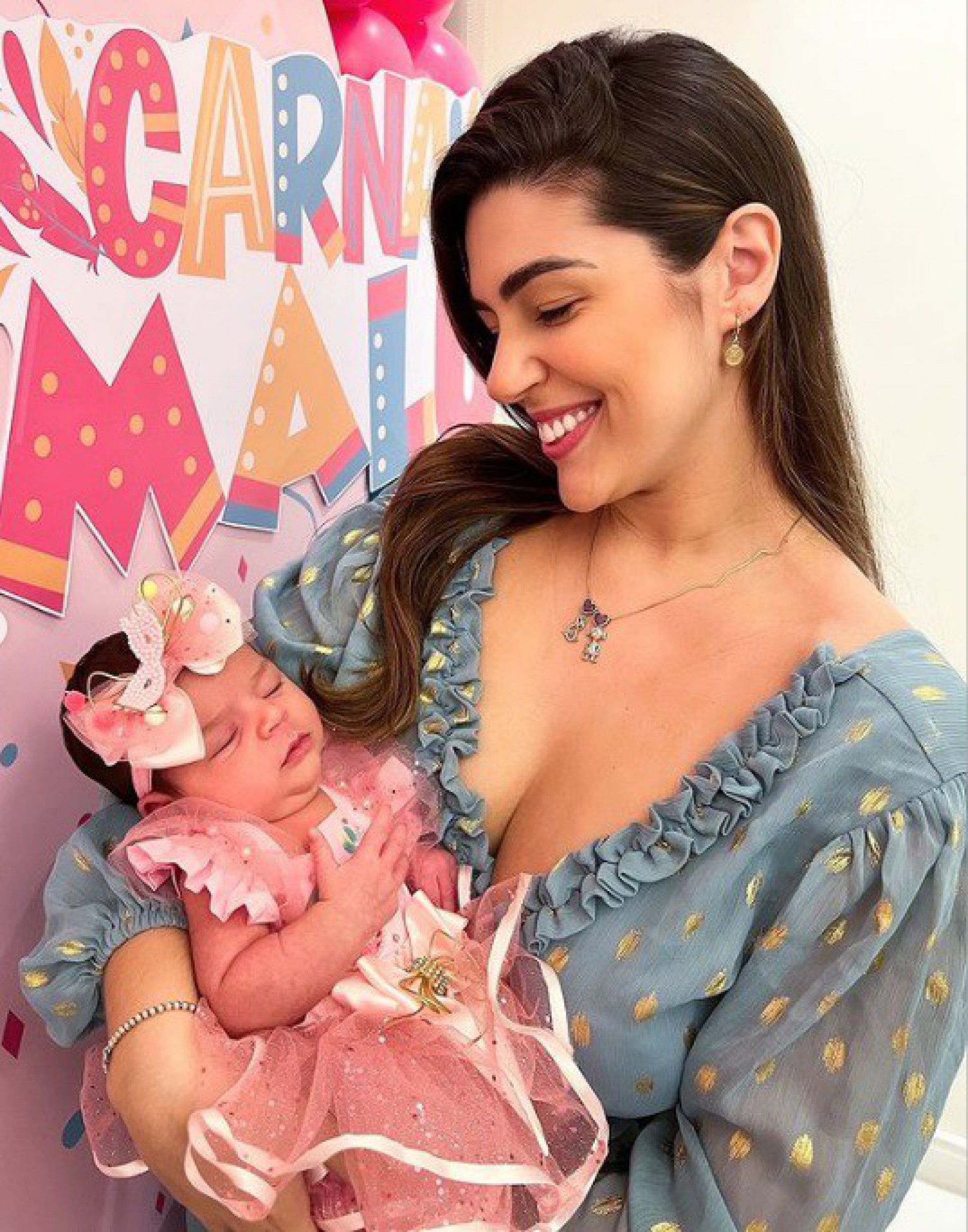 Viviam Amorim e a filha, Malu - Reprodução/Instagram