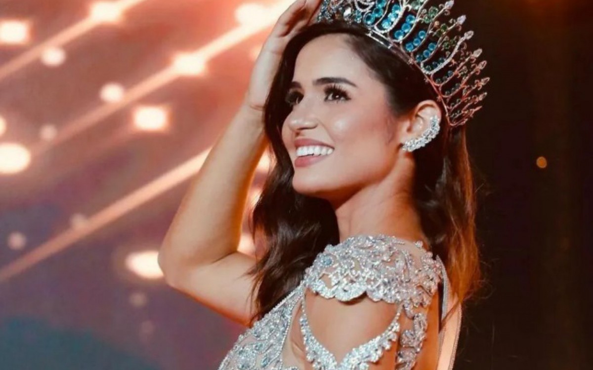 Brasiliense Caroline Teixeira ficou entre as 40 mais belas