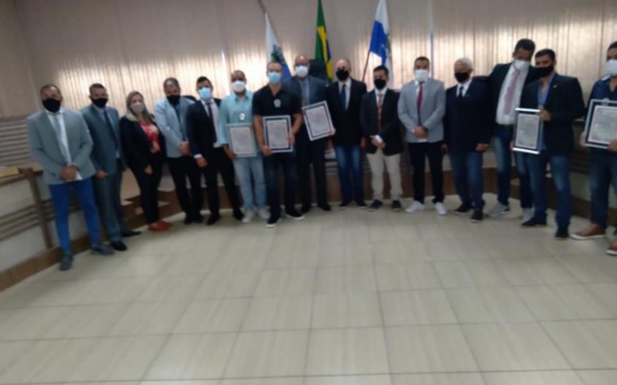 Homenagem na Câmara de São Pedro da Aldeia concedida pelos vereadores