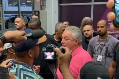 Torcedor do Fluminense desabafa com Abel: 'Meu pai tem 68 anos e não viu a gente ganhar essa p...'