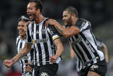 Ex-zagueiro do Flamengo realiza curso da CBF para seguir carreira de treinador