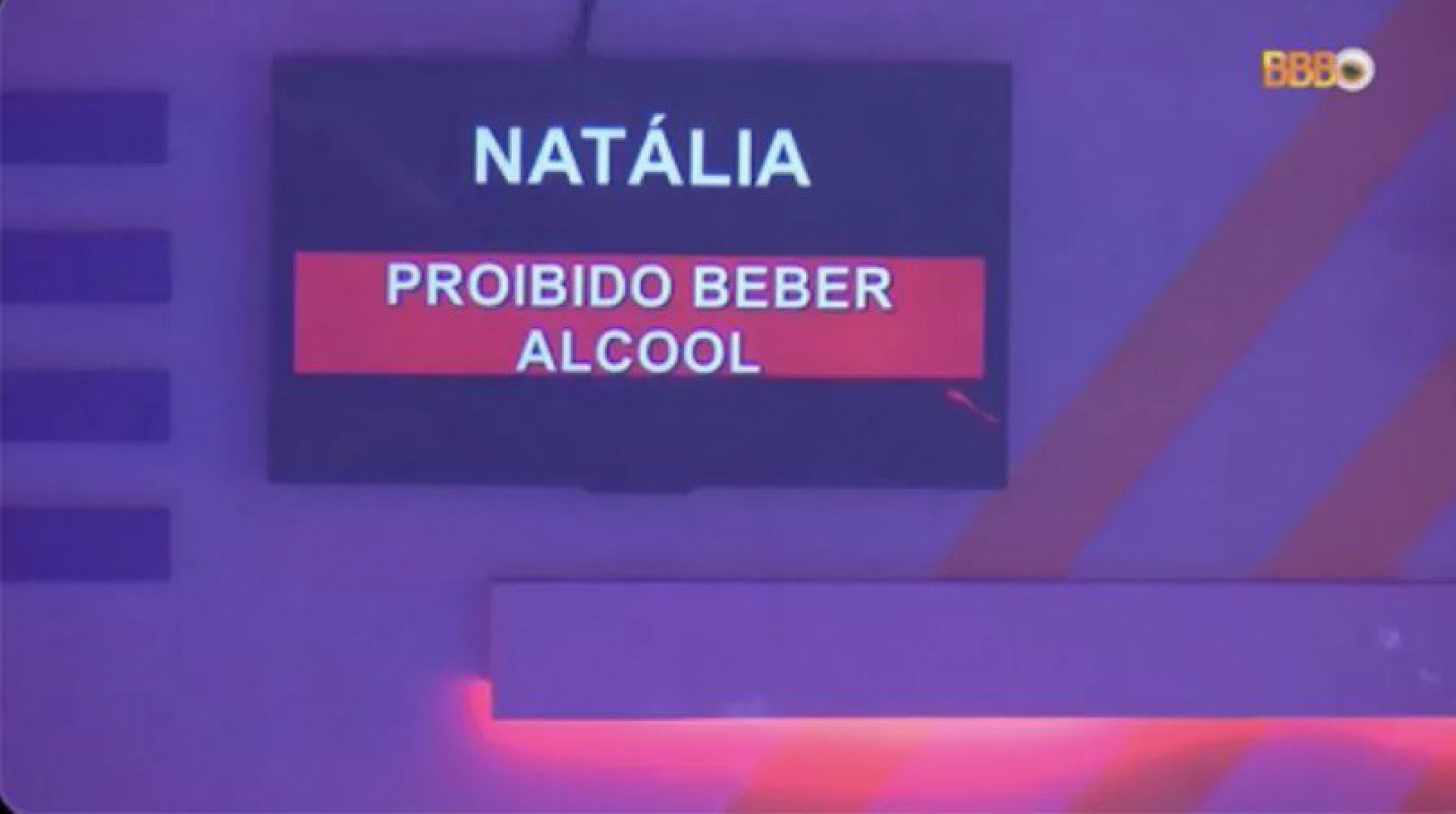 Natália é advertida pela produção - Reprodução