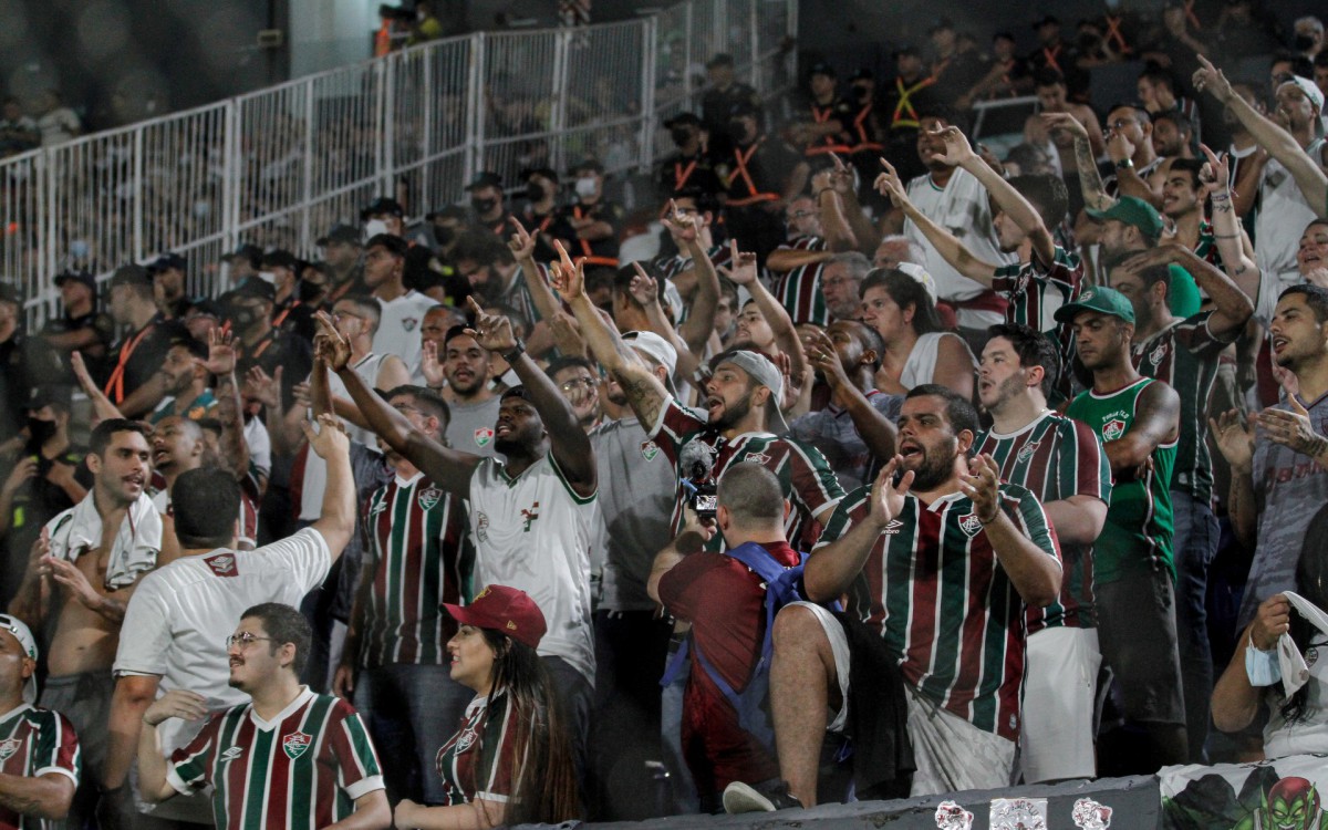 Vídeo: Flamengo é vítima de racismo da torcida do Olimpia