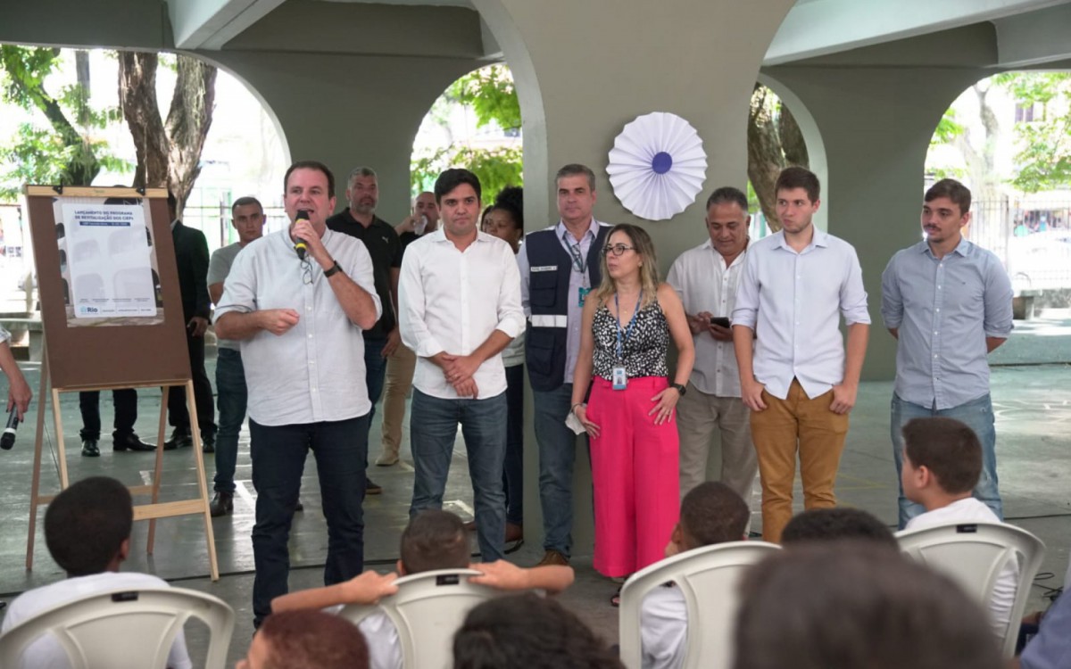 Paes anuncia programa de revitalização dos CIEPs - Divulgação
