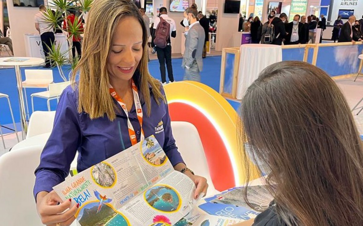 Angra está sendo mostrada aos portugueses pela primeira vez