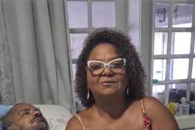 Vídeo! Esposa de Arlindo Cruz relata batalhas do sambista cinco anos após AVC: 'Passou por 14 cirurgias'
