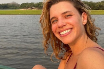 Ansiosa para estreia, Bruna Linzmeyer mostra bastidores de 'Pantanal'