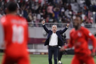 Luís Castro se despede com título e goleada no Qatar antes de comandar o Botafogo