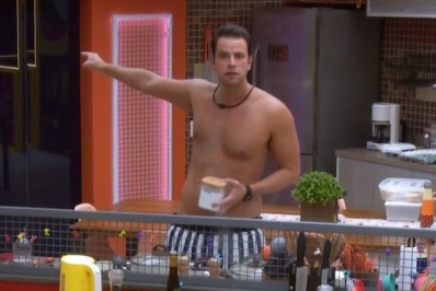 'BBB 22': após ficar sem resposta, Gustavo dá cobrada em Paulo André