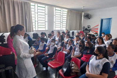 Ação de prevenção à gravidez na adolescência acontece no CRAS Barroso e São Pedro unindo profissionais da Saúde, Educação e Assistência Social