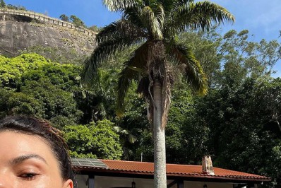 Musa! Isis Valverde coloca o bronzeado em dia e encanta seguidores ao posar de biquíni