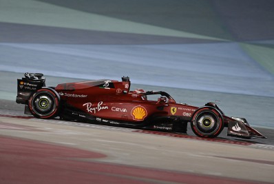 Com direito a dobradinha da Ferrari, Charles Leclerc vence o GP do Bahrein