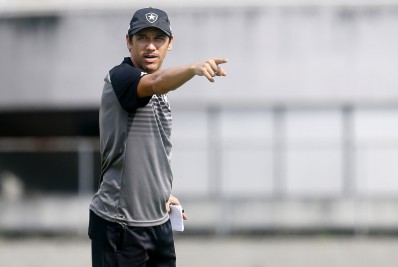 Com o estreante Philipe Sampaio de titular, Botafogo está escalado para enfrentar o Fluminense