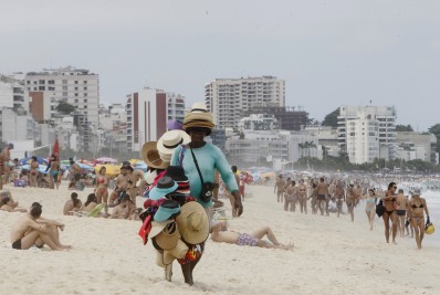 Brasil tem quase 40% de trabalhadores na informalidade, aponta IBGE