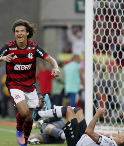 Esporte - Partida valida pelo segundo jogo das semifinais do Campeonato Carioca 2022. 