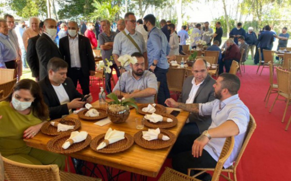 Almo&ccedil;o s&oacute; para convidados acontecer&aacute;, novamente, na casa da deputada Soraya Santos, organizado em parceria com Dr Serginho que est&aacute; cuidando de tudo de perto