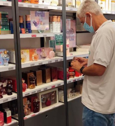 Drogarias e perfumarias tamb&eacute;m foram fiscalizadas - Divulga&ccedil;&atilde;o