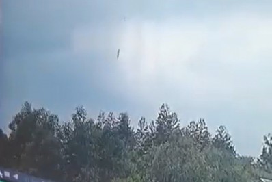 Governo chinês confirma que 'não há sobreviventes na queda de avião'