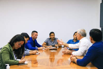 Nilópolis: Prefeito cobra abastecimento regular de água em reunião com a Águas do Rio