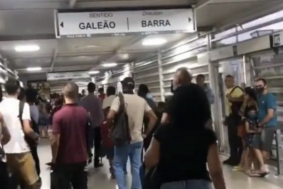 Motorista abandona articulado no BRT do Tanque