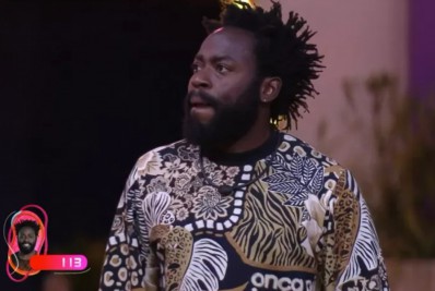 'BBB 22': Tadeu Schmidt dá 'puxão de orelha' em Douglas Silva no Jogo da Discórdia