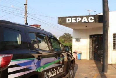 Homem é esfaqueado nas costas por ex enquanto visitava namorada