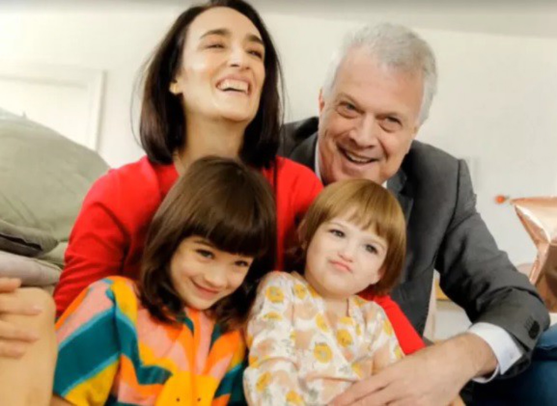 Pedro Bial mostra fotos com os filhos  - Reprodução/ Mais Você 