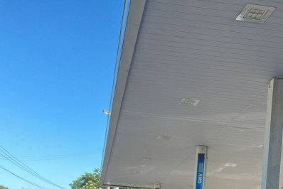 Homem é morto a tiros em posto de combustível na Baixada Fluminense