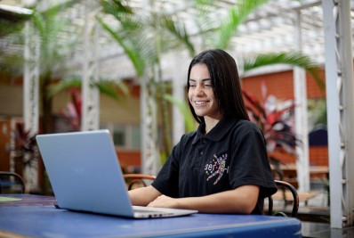 Instituto oferece curso gratuito para inserção de jovens no mercado de trabalho