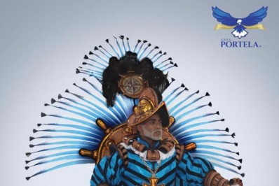 Foliões buscam últimas fantasias para desfilar na Sapucaí