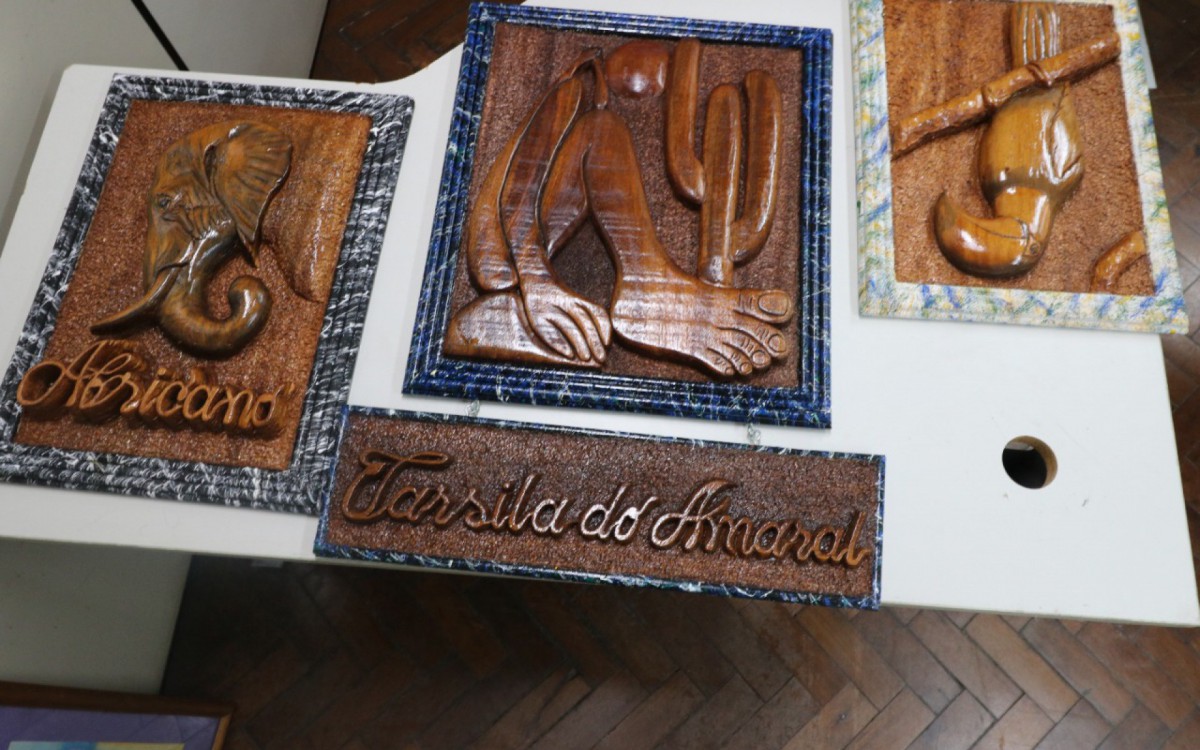 Exposi&ccedil;&atilde;o conta com quadros, artesanatos, esculturas e diversos tipos de arte