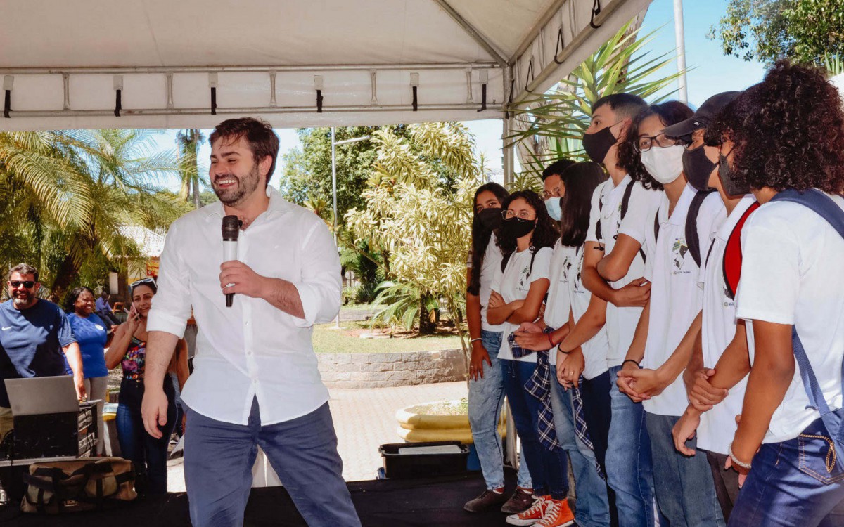 Prefeitura de Magé lança acesso gratuito à internet no município.