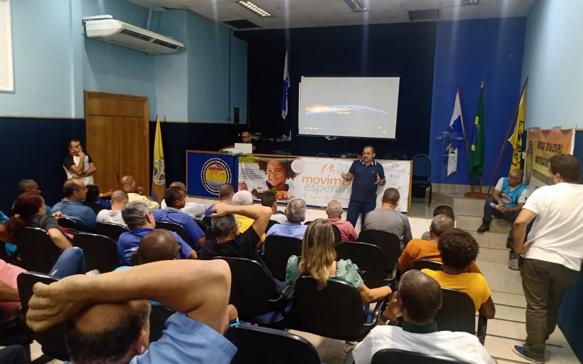 Rodovi&aacute;rios acompanharam o julgamento do TRT nesta quinta-feira (24)