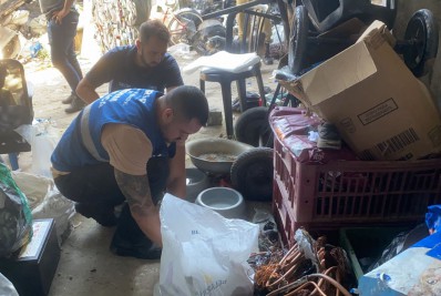 Prefeitura do Rio apreende mais de 100 quilos de cobre sem procedência em ferro-velho em Madureira