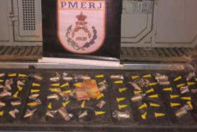 Homem é preso com drogas em Araruama