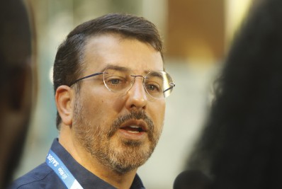 'Não tem evidências científicas', diz Soranz sobre decisão de aplicar 4ª dose para faixa etária até 80 anos